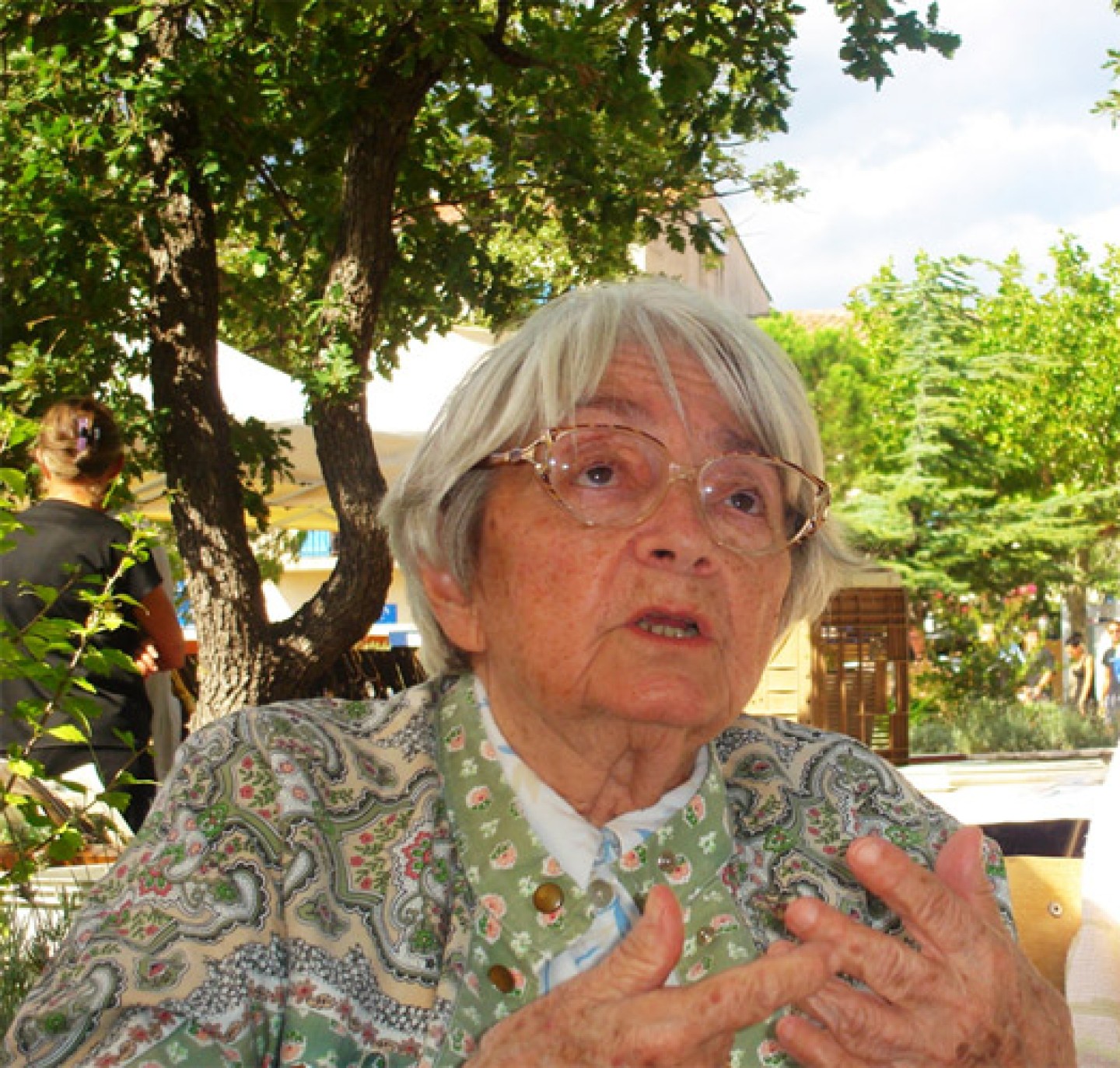 L'écrivaine Nicole Ciravégna à Moustiers Sainte Marie