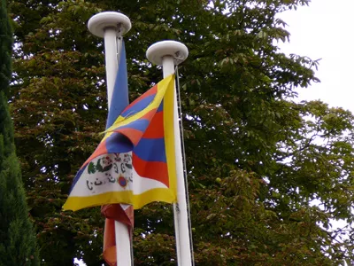 drapeau tibetain maison d'Alexandra David-Neel à Digne-les-Bains