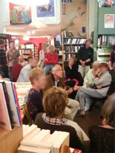 Rencontre avec René Frégni à la librairie La Ruelle à Digne les Bains ©Florence Bellon